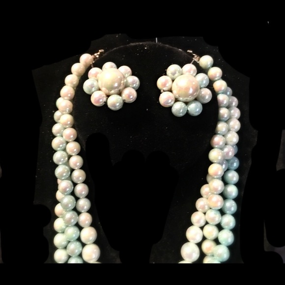 Vintage costume jewelry set - Picture 2 of 5